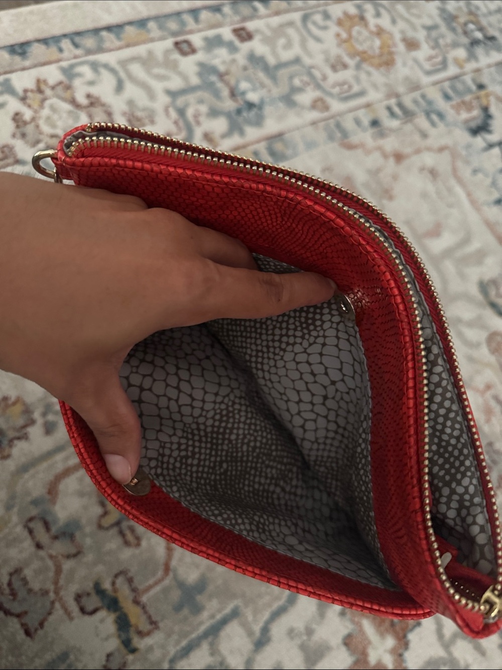 Chico’s Red Faux Leather Snakeskin Embossed Studded Wristlet Clutch Bag - Picture 9 of 9